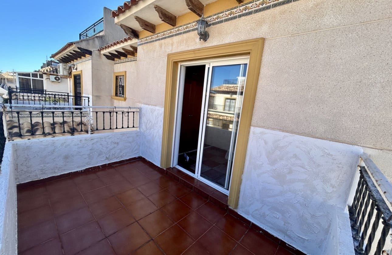 2 slaapkamer Huis te koop in Cabo Roig met zwembad - € 240.000 (Ref: 9583116)