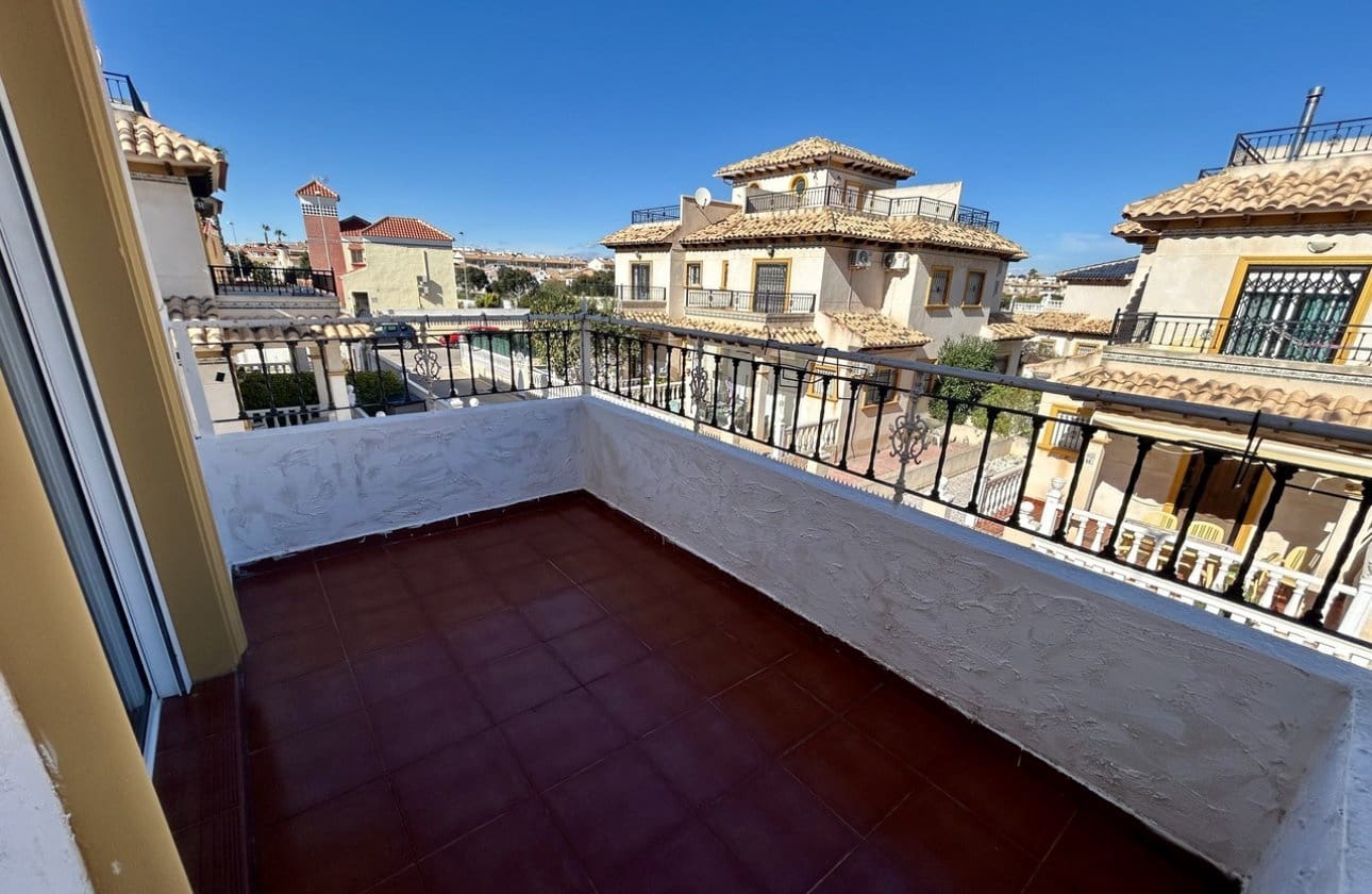 2 slaapkamer Huis te koop in Cabo Roig met zwembad - € 240.000 (Ref: 9583116)