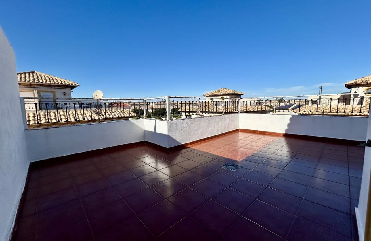 2 slaapkamer Huis te koop in Cabo Roig met zwembad - € 240.000 (Ref: 9583116)