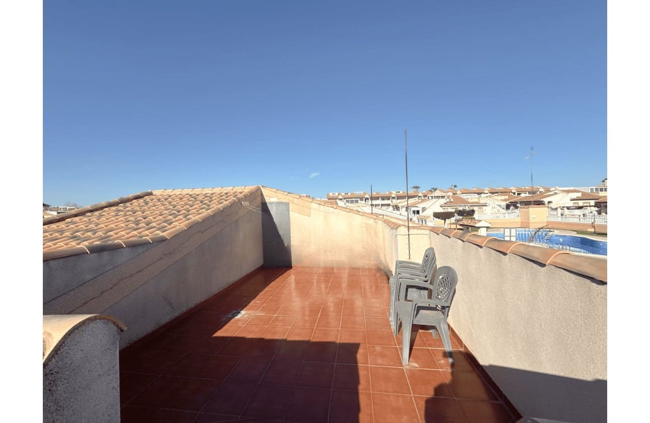 2 slaapkamer Bungalow te koop in Cabo Roig met zwembad - € 184.950 (Ref: 9591927)