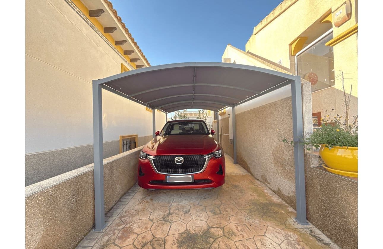 2 slaapkamer Bungalow te koop in Cabo Roig met zwembad - € 184.950 (Ref: 9591927)