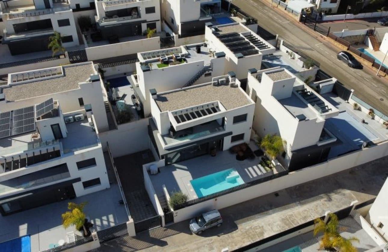 3 camera da letto Villa in vendita in Algorfa con piscina - 549.900 € (Rif: 9591928)