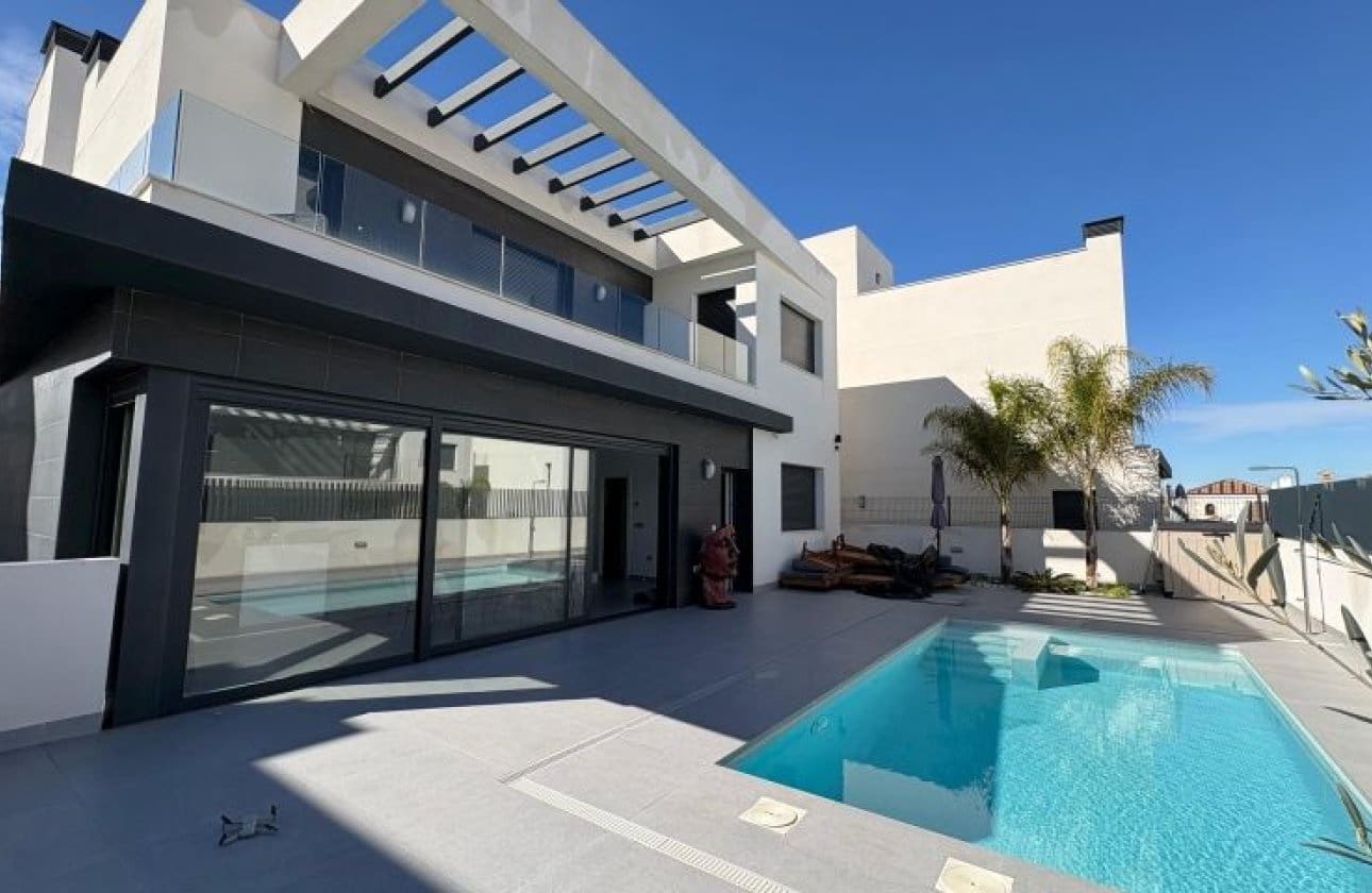 3 camera da letto Villa in vendita in Algorfa con piscina - 549.900 € (Rif: 9591928)