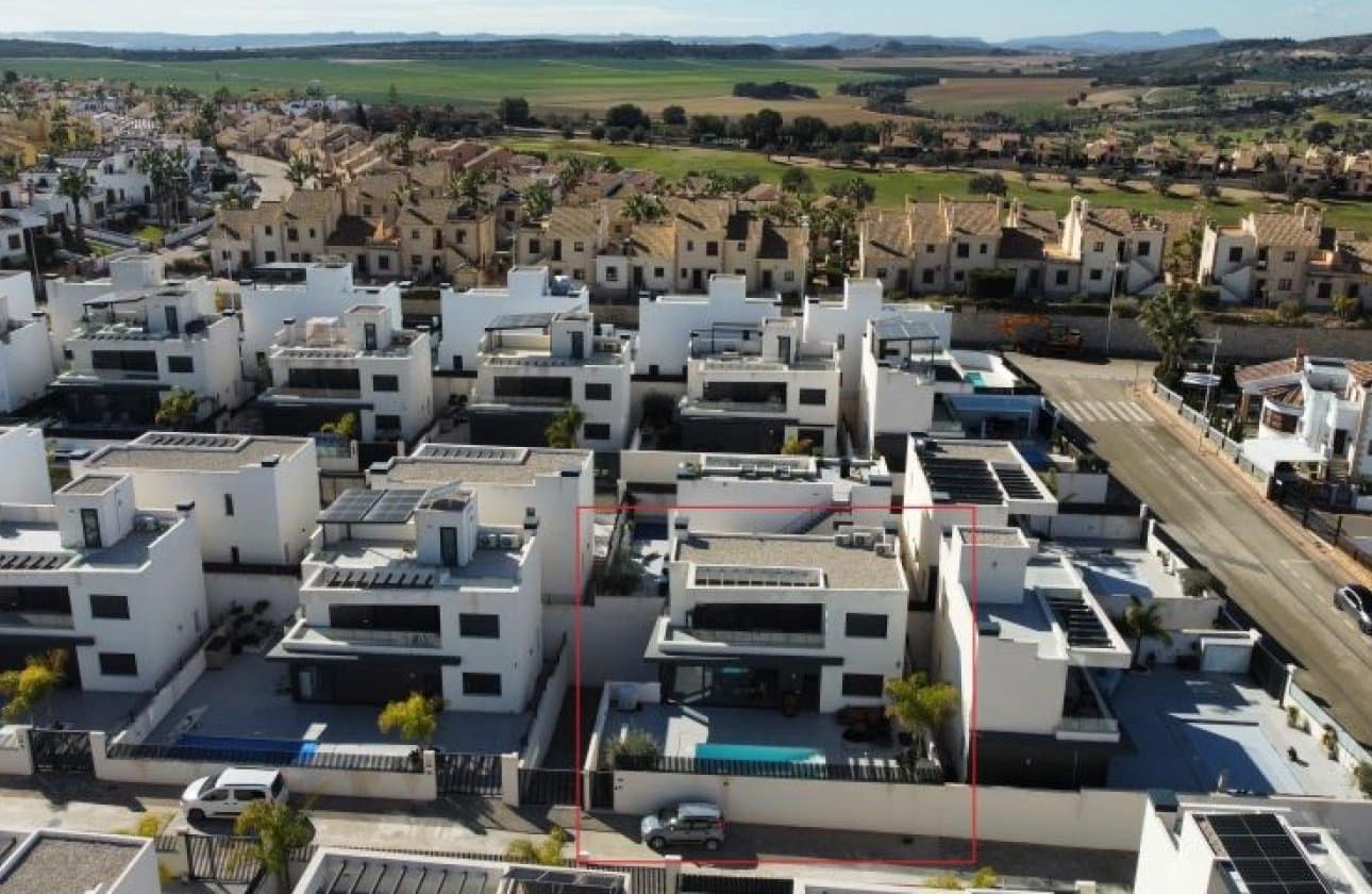 3 camera da letto Villa in vendita in Algorfa con piscina - 549.900 € (Rif: 9591928)