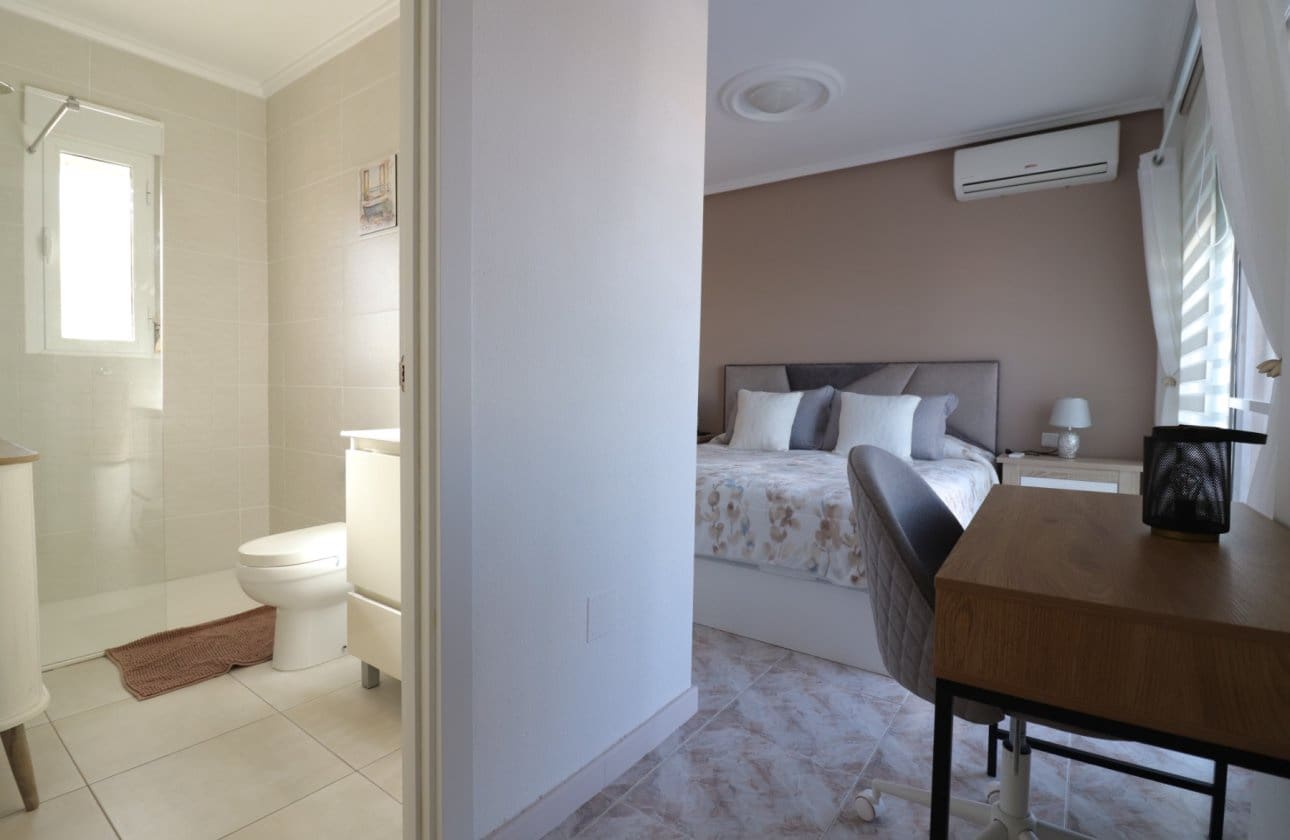 3 bedroom Villa for sale in Ciudad Quesada with pool - € 259,850 (Ref: 9591929)