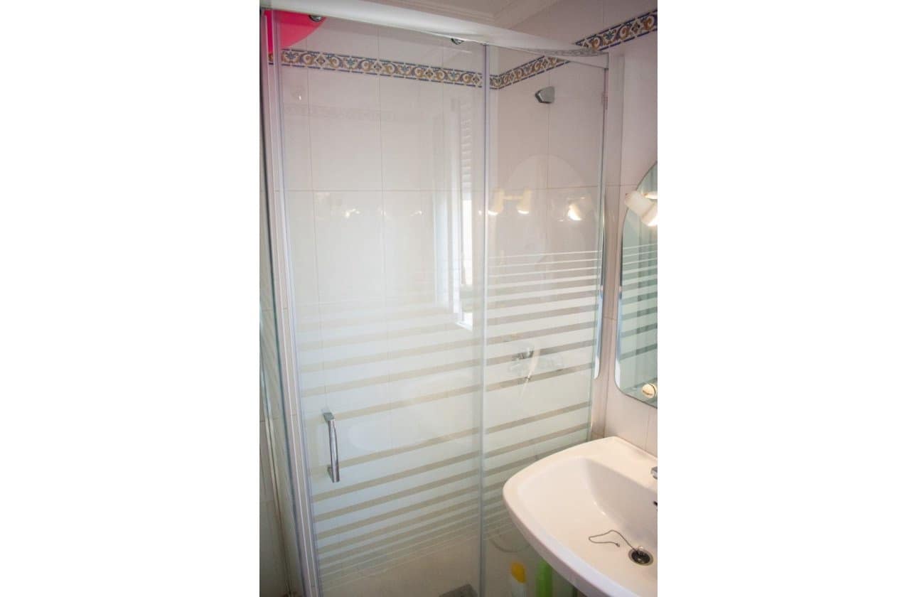 3 sovrum Strandlägenhet till salu i La Manga del Mar Menor - 175 000 € (Ref: 9608332)