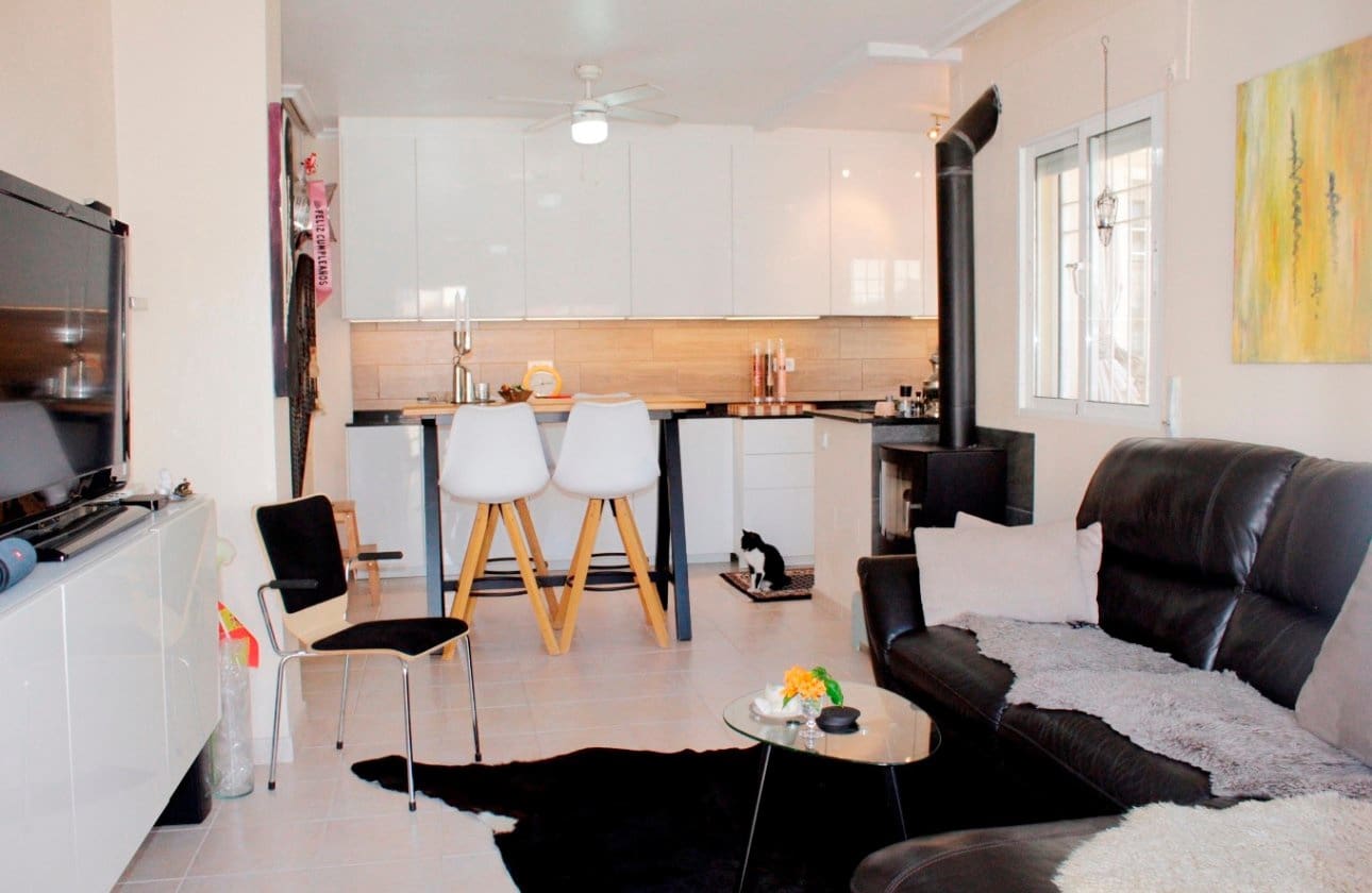 3 soverom Hus til salgs i Orihuela Costa med svømmebasseng - € 239 000 (Ref: 9619668)