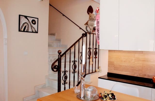 3 soverom Hus til salgs i Los Almendros (Orihuela Costa), Orihuela - € 239 000 (Ref: 9619668)