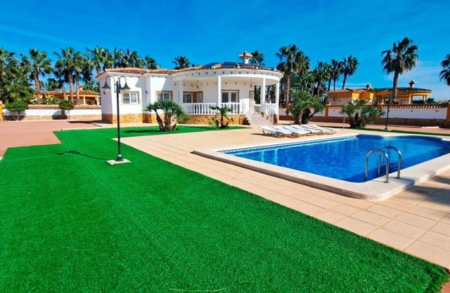 3 bedroom Villa for sale in Catral with pool - € 430,000 (Ref: 9619670)