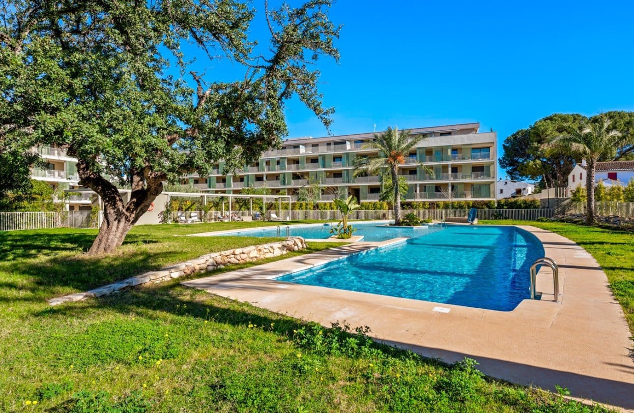 Ático de 2 habitaciones en Dénia en venta con piscina - 420.000 € (Ref: 9619671)