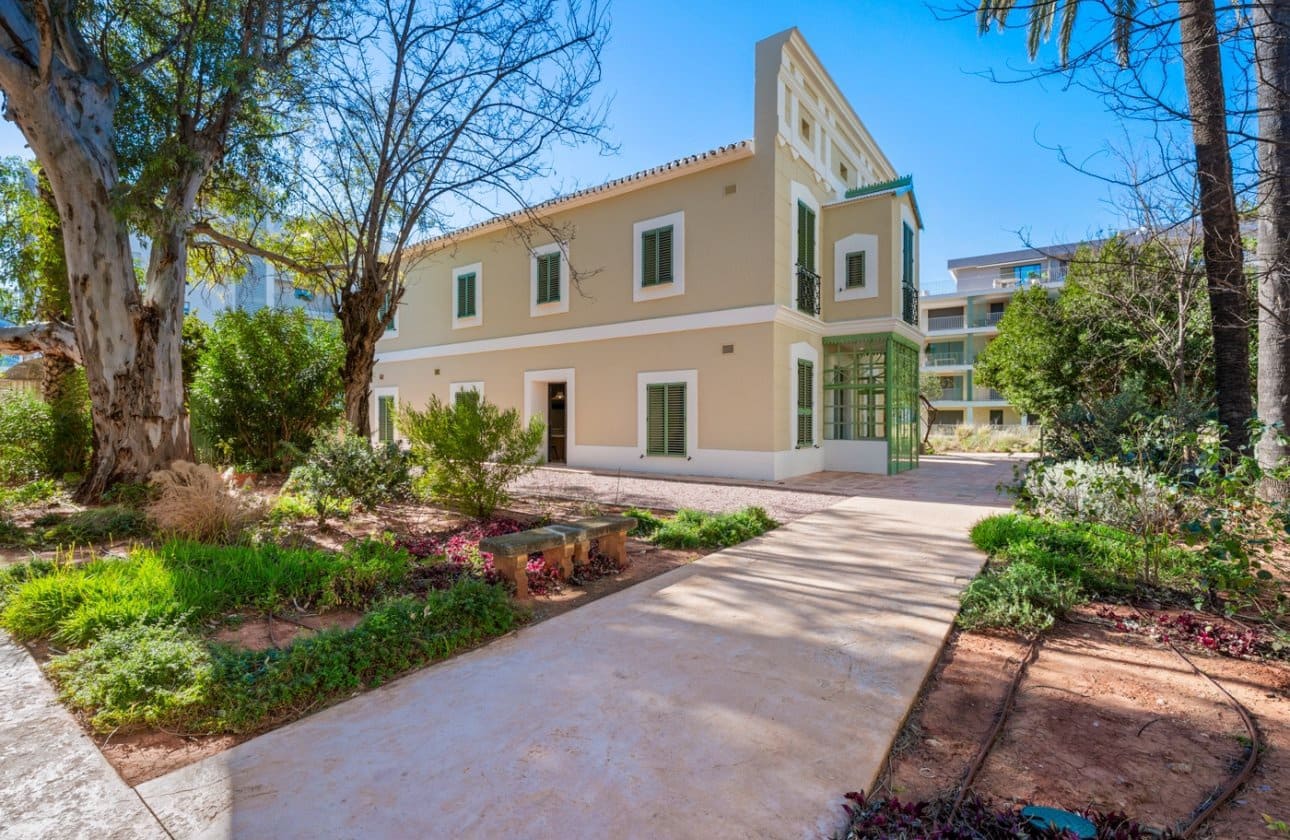 Ático de 2 habitaciones en Dénia en venta con piscina - 420.000 € (Ref: 9619671)