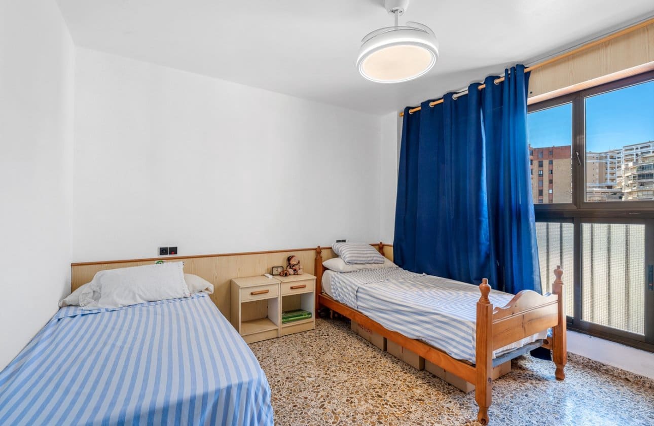 3 camera da letto Appartamento sulla Spiaggia in vendita in Arenales del Sol con piscina - 340.000 € (Rif: 9627507)