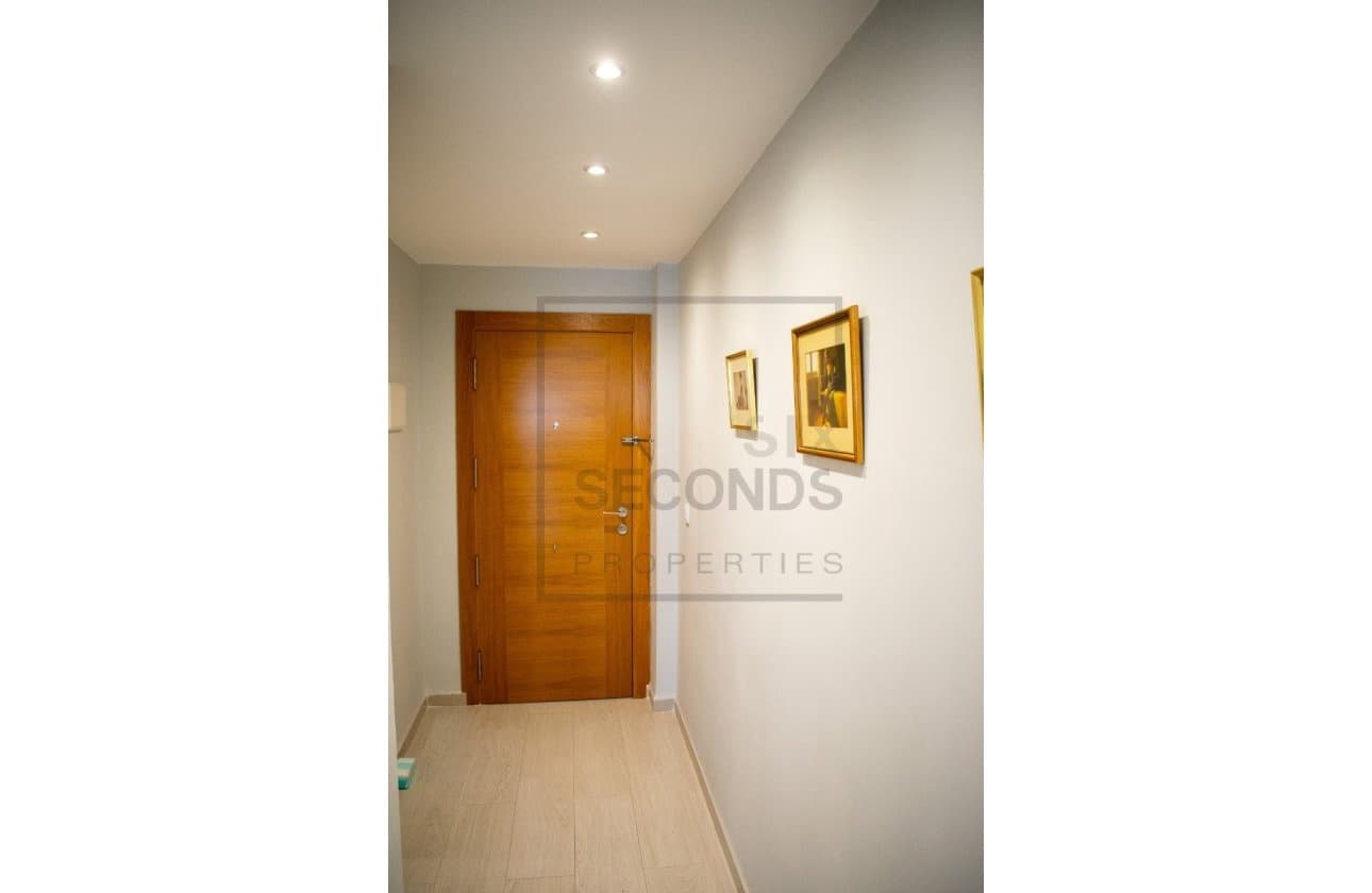 3 quarto Apartamento de Praia para venda em Torrevieja - 325 000 € (Ref: 9627508)