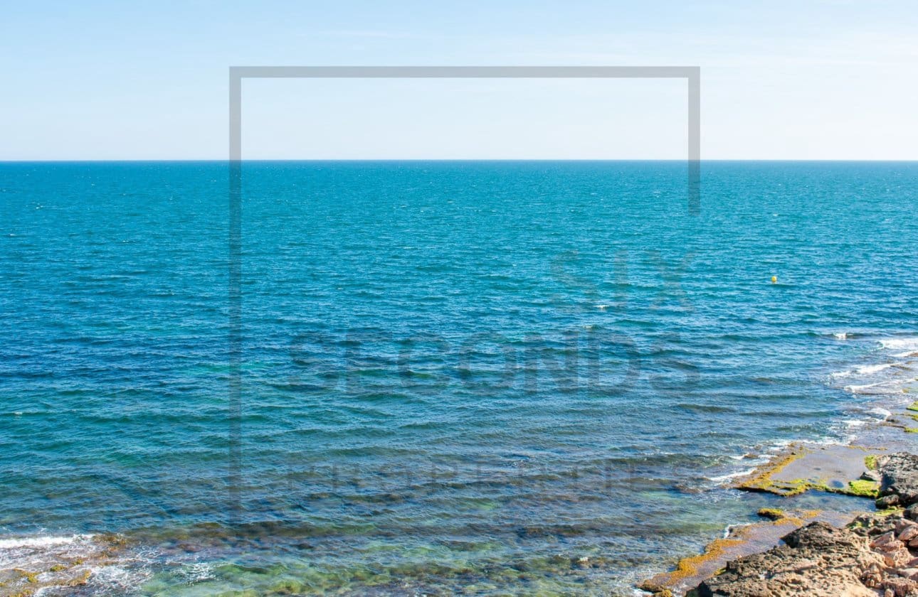 3 quarto Apartamento de Praia para venda em Torrevieja - 325 000 € (Ref: 9627508)