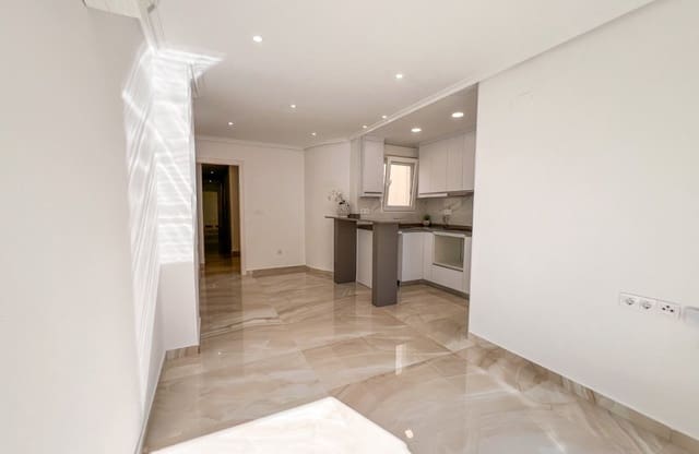 2 camera da letto Attico in vendita in Puerto Deportivo, Torrevieja - 198.900 € (Rif: 9634625)