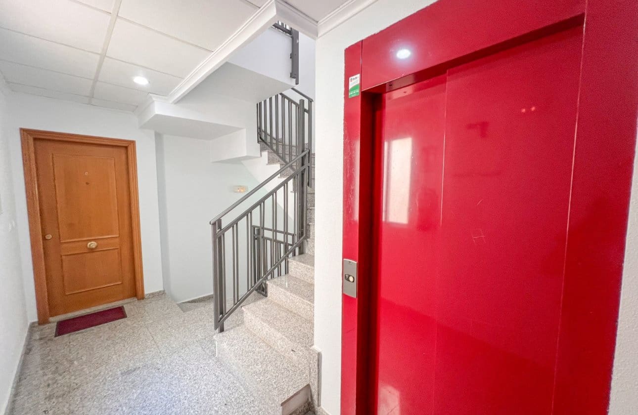 2 bedroom Penthouse for sale in Torrevieja - € 198,900 (Ref: 9634625)