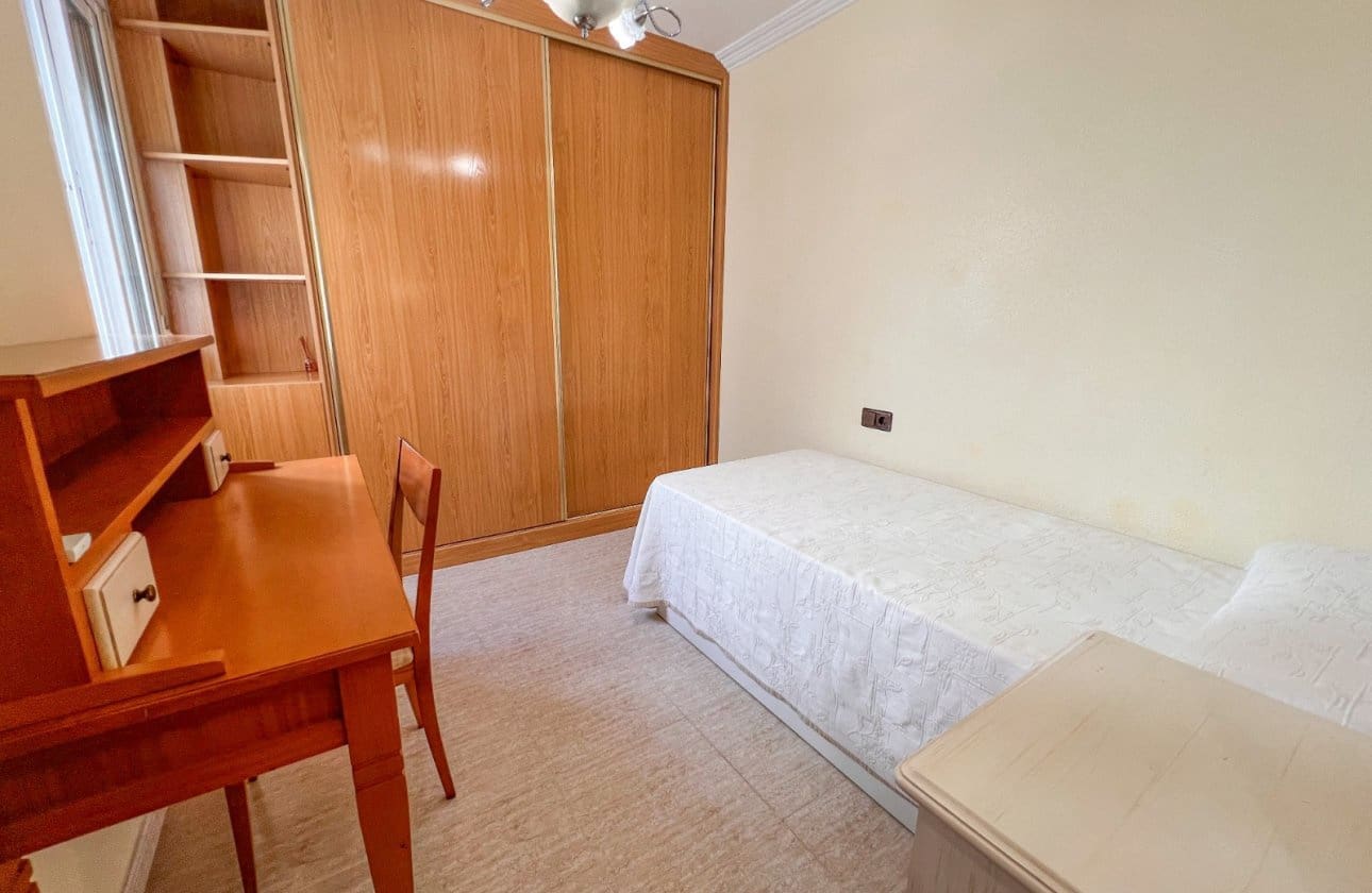 3 slaapkamer Penthouse te koop in Torrevieja - € 265.000 (Ref: 9634626)