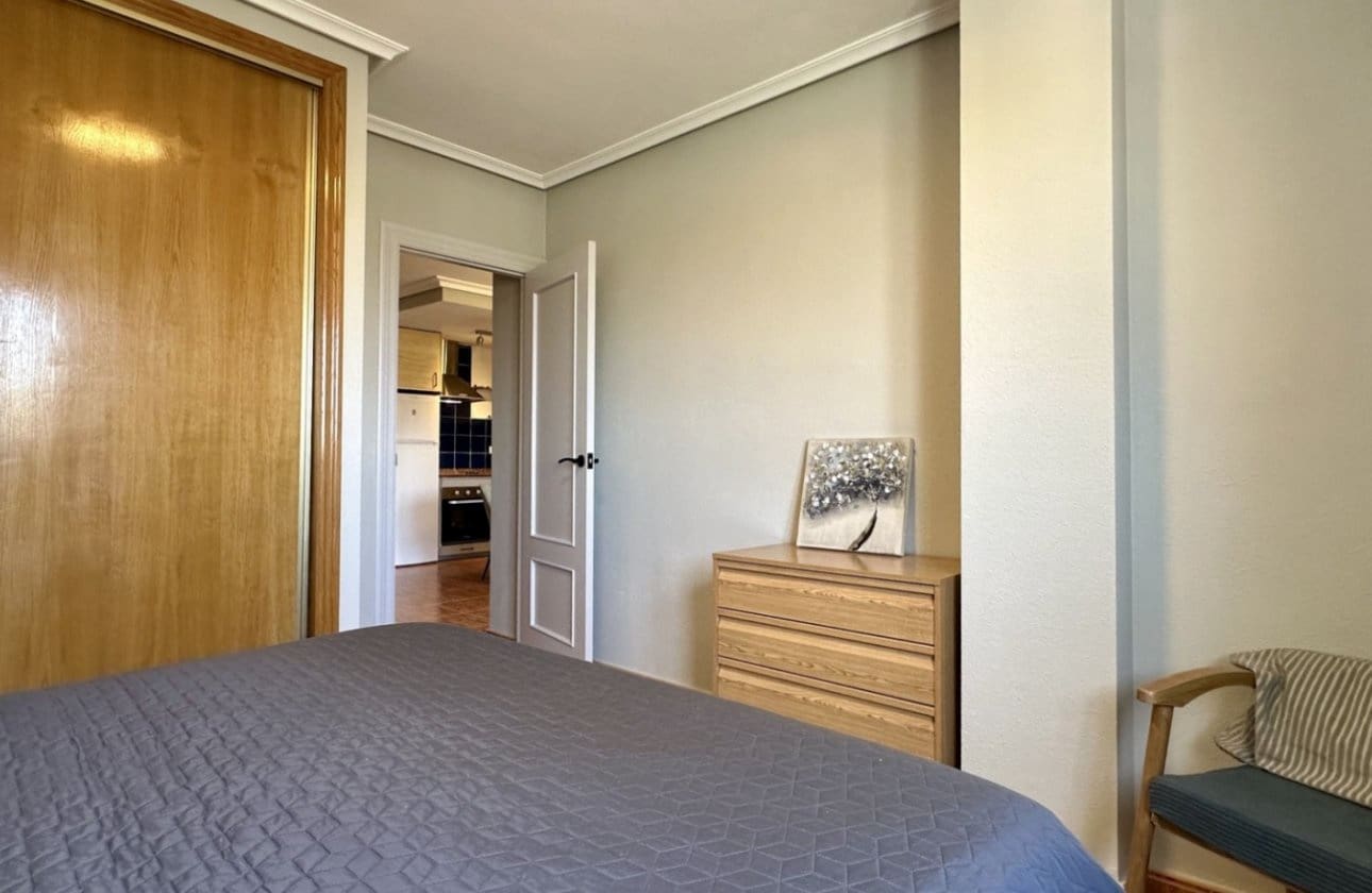 Apartamento de 1 habitación en Torrevieja en venta - 139.000 € (Ref: 9640377)