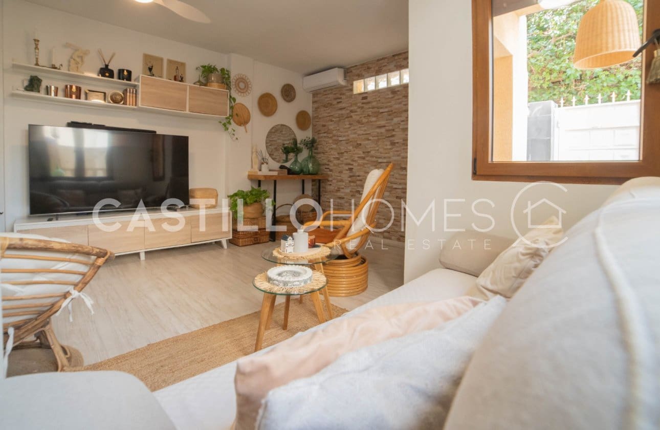 3 sovrum Lägenhet till salu i Torrevieja med pool - 190 000 € (Ref: 9649771)