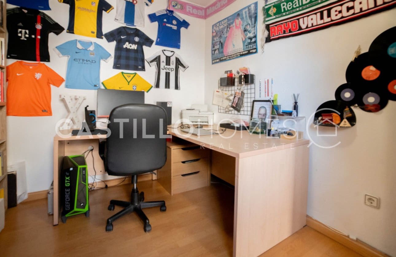 3 sovrum Lägenhet till salu i Torrevieja med pool - 190 000 € (Ref: 9649771)