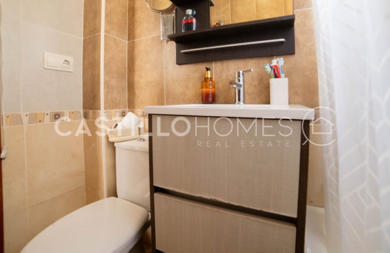 3 sovrum Lägenhet till salu i Torrevieja med pool - 190 000 € (Ref: 9649771)