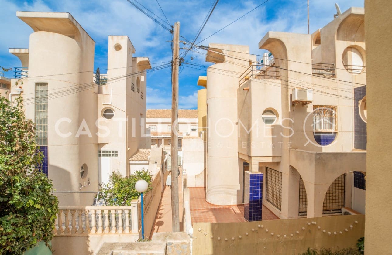 3 sovrum Lägenhet till salu i Torrevieja med pool - 190 000 € (Ref: 9649771)
