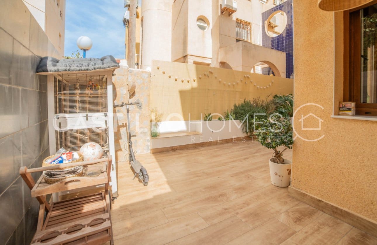 3 sovrum Lägenhet till salu i Torrevieja med pool - 190 000 € (Ref: 9649771)