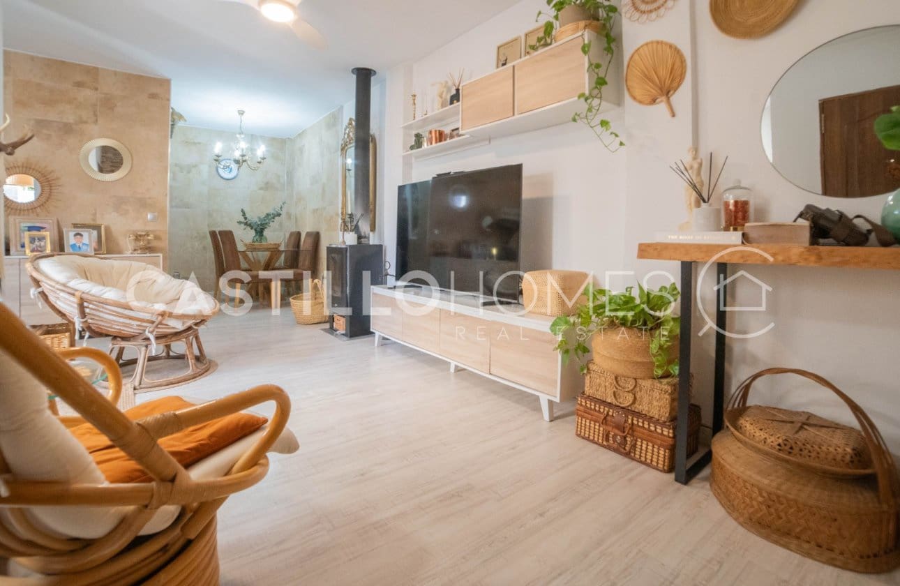 3 sovrum Lägenhet till salu i Torrevieja med pool - 190 000 € (Ref: 9649771)