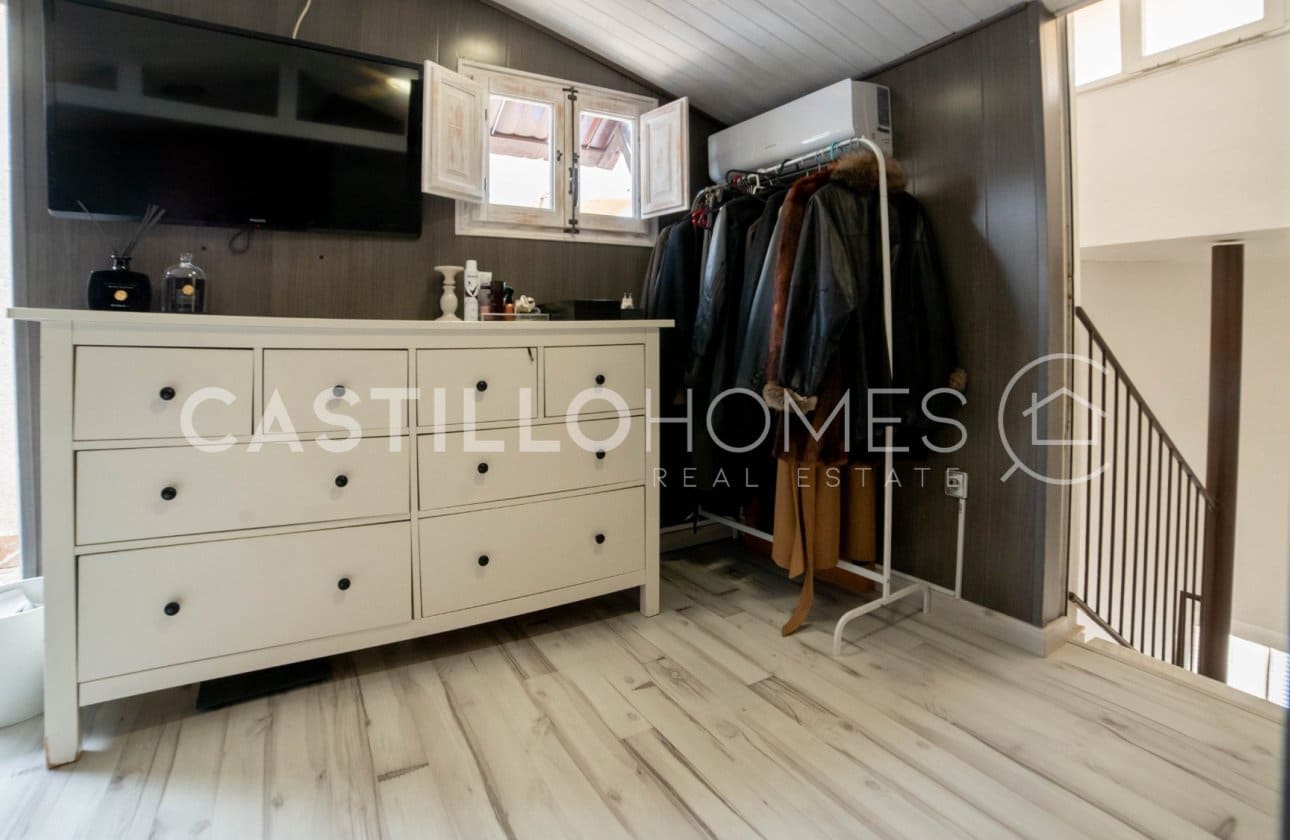 3 sovrum Lägenhet till salu i Torrevieja med pool - 190 000 € (Ref: 9649771)