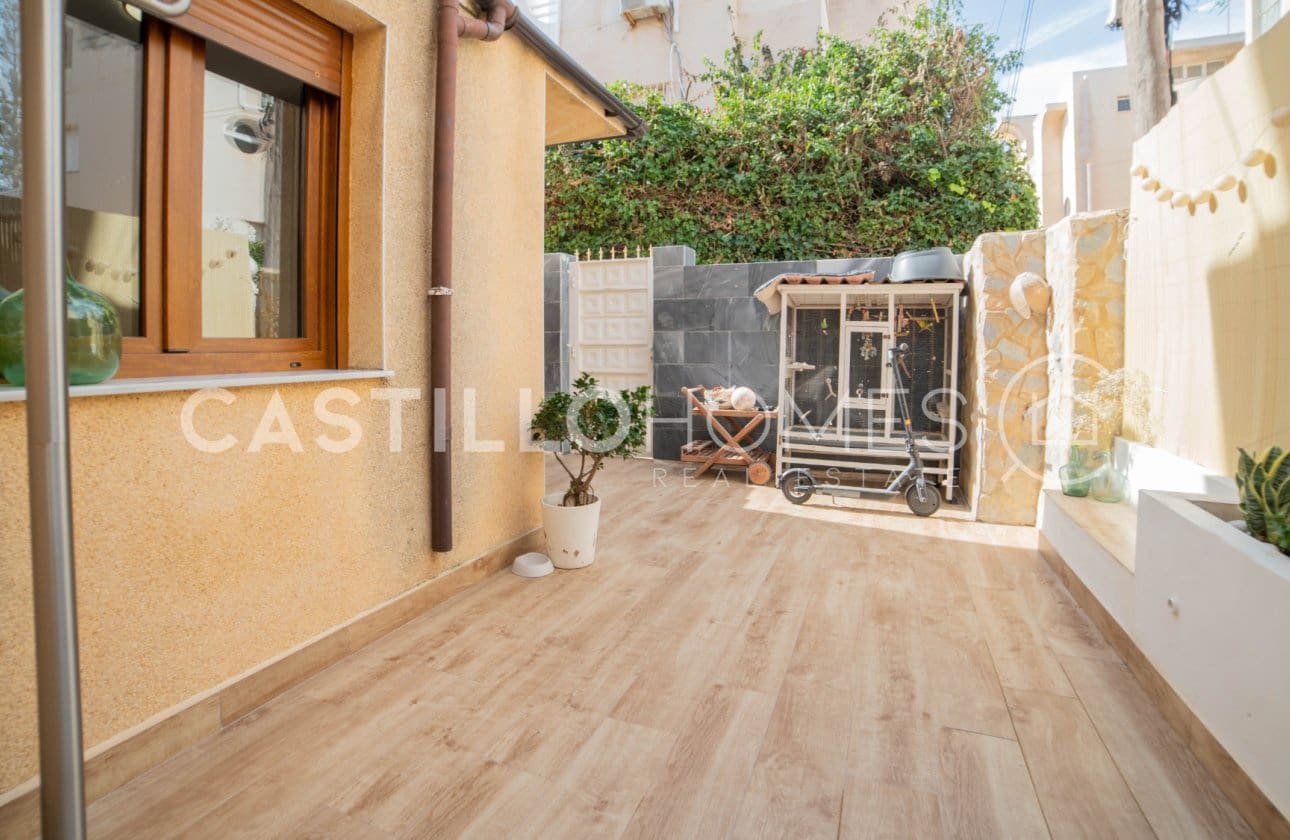 3 sovrum Lägenhet till salu i Torrevieja med pool - 190 000 € (Ref: 9649771)