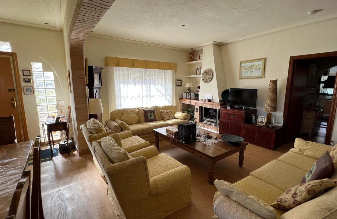 3 soverom Villa til salgs i Cabo Roig med svømmebasseng - € 790 000 (Ref: 9649772)