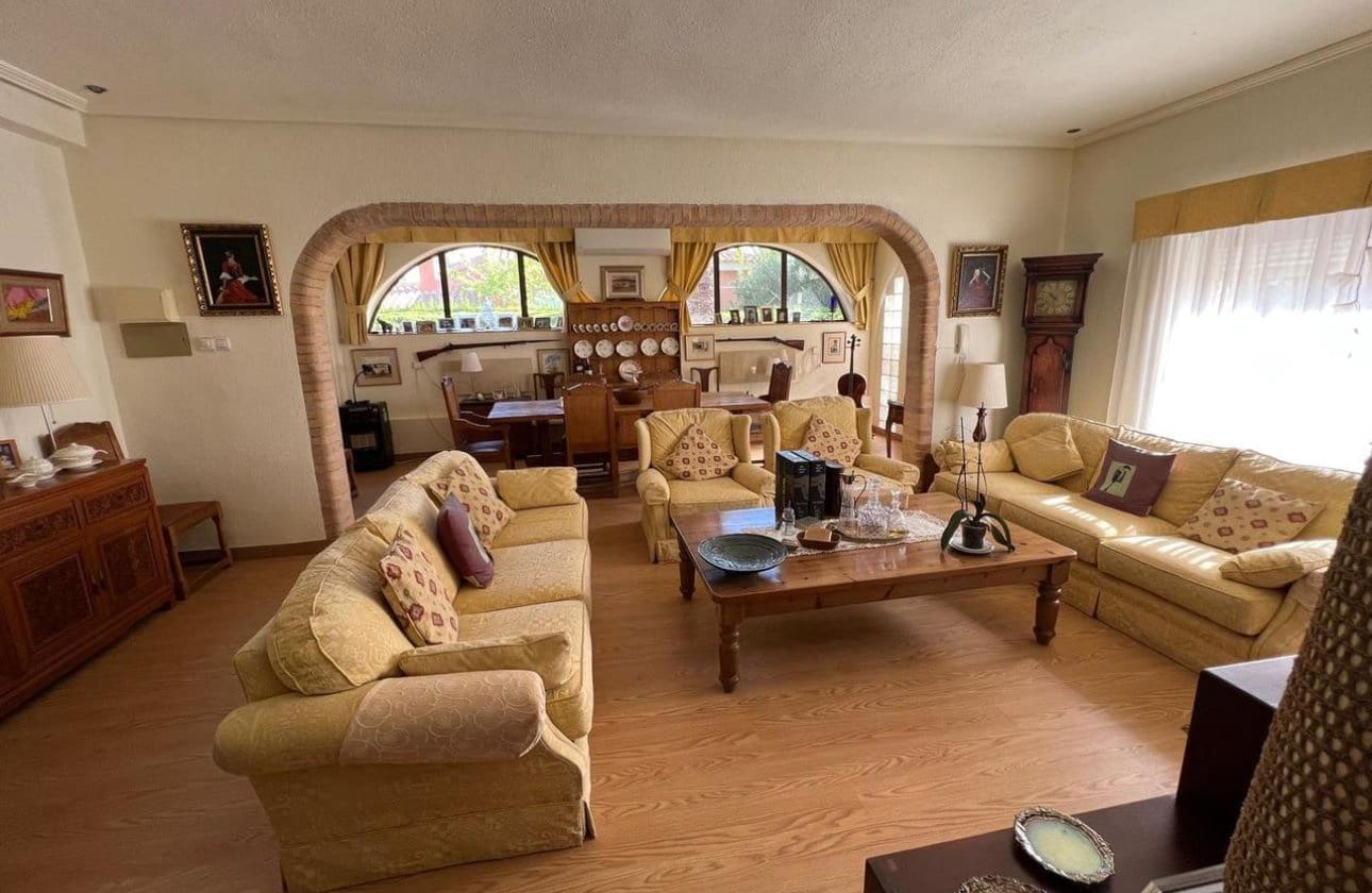 3 soverom Villa til salgs i Cabo Roig med svømmebasseng - € 790 000 (Ref: 9649772)