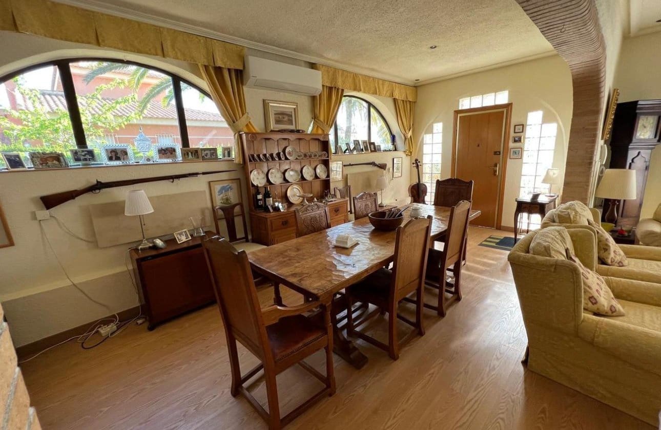 3 soverom Villa til salgs i Cabo Roig med svømmebasseng - € 790 000 (Ref: 9649772)