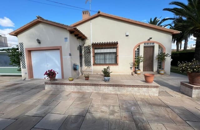 3 soverom Villa til salgs i Cabo Roig, Orihuela med svømmebasseng - € 790 000 (Ref: 9649772)