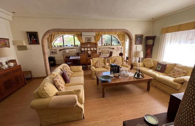 3 soverom Villa til salgs i Cabo Roig, Orihuela med svømmebasseng - € 790 000 (Ref: 9649772)