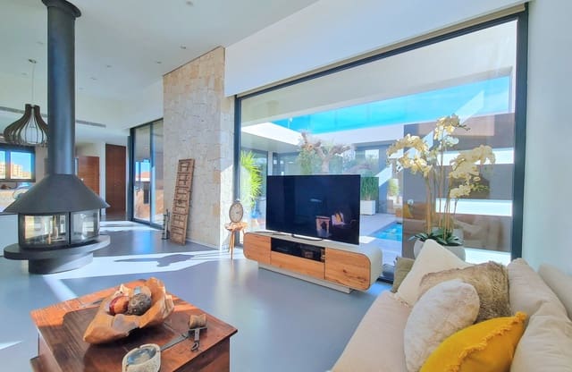 3 camera da letto Villa in vendita in Las Lomas de Rame - Bahía Bella, Los Alcázares con piscina - 775.000 € (Rif: 9649773)