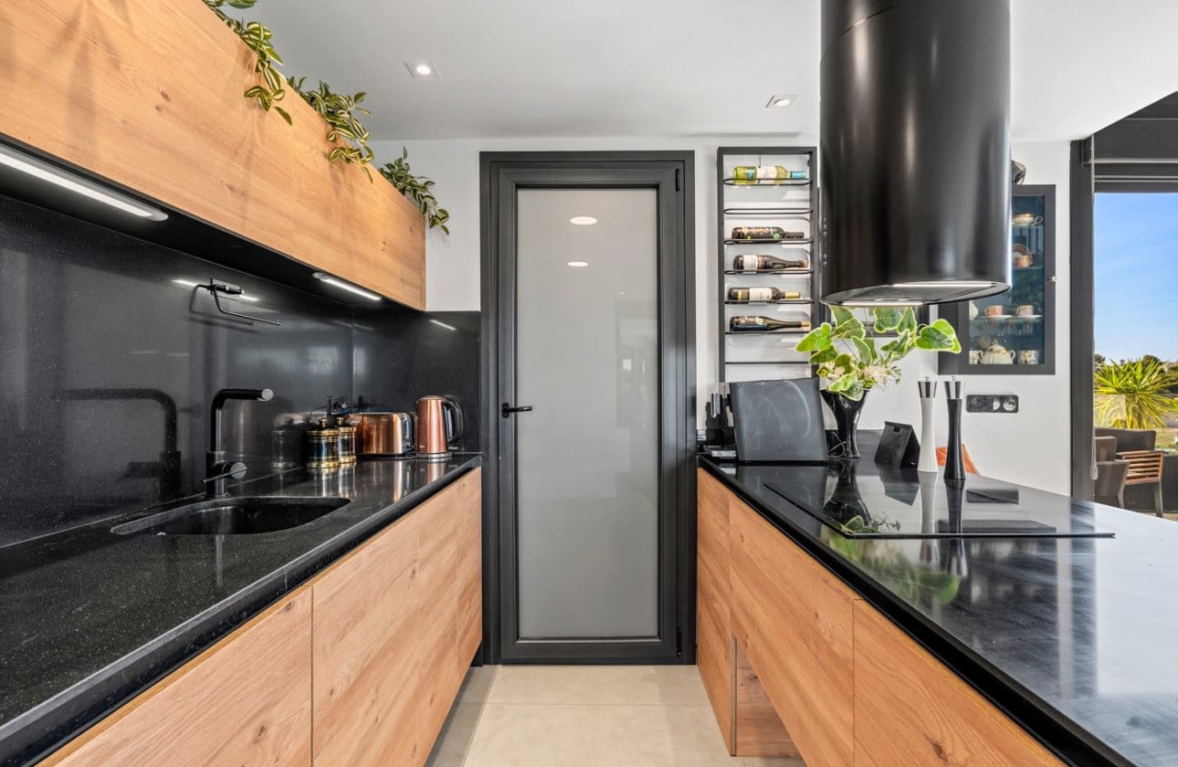 3 Zimmer Penthouse zu verkaufen in Villamartin mit Pool - 639.000 € (Ref: 9649774)