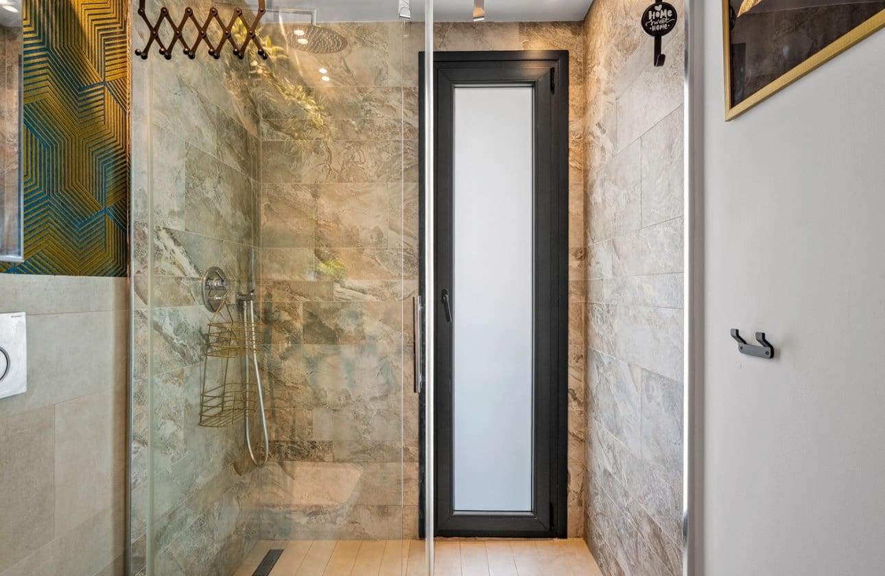 3 Zimmer Penthouse zu verkaufen in Villamartin mit Pool - 639.000 € (Ref: 9649774)