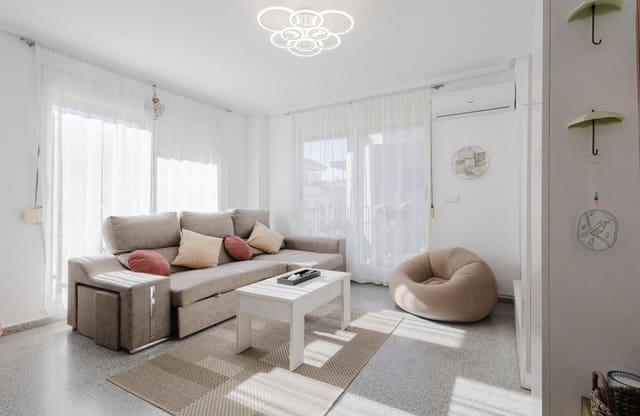 4 bedroom Apartment for sale in San Miguel de Salinas - € 179,900 (Ref: 9650392)