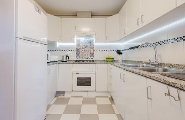 4 bedroom Apartment for sale in San Miguel de Salinas - € 179,900 (Ref: 9650392)