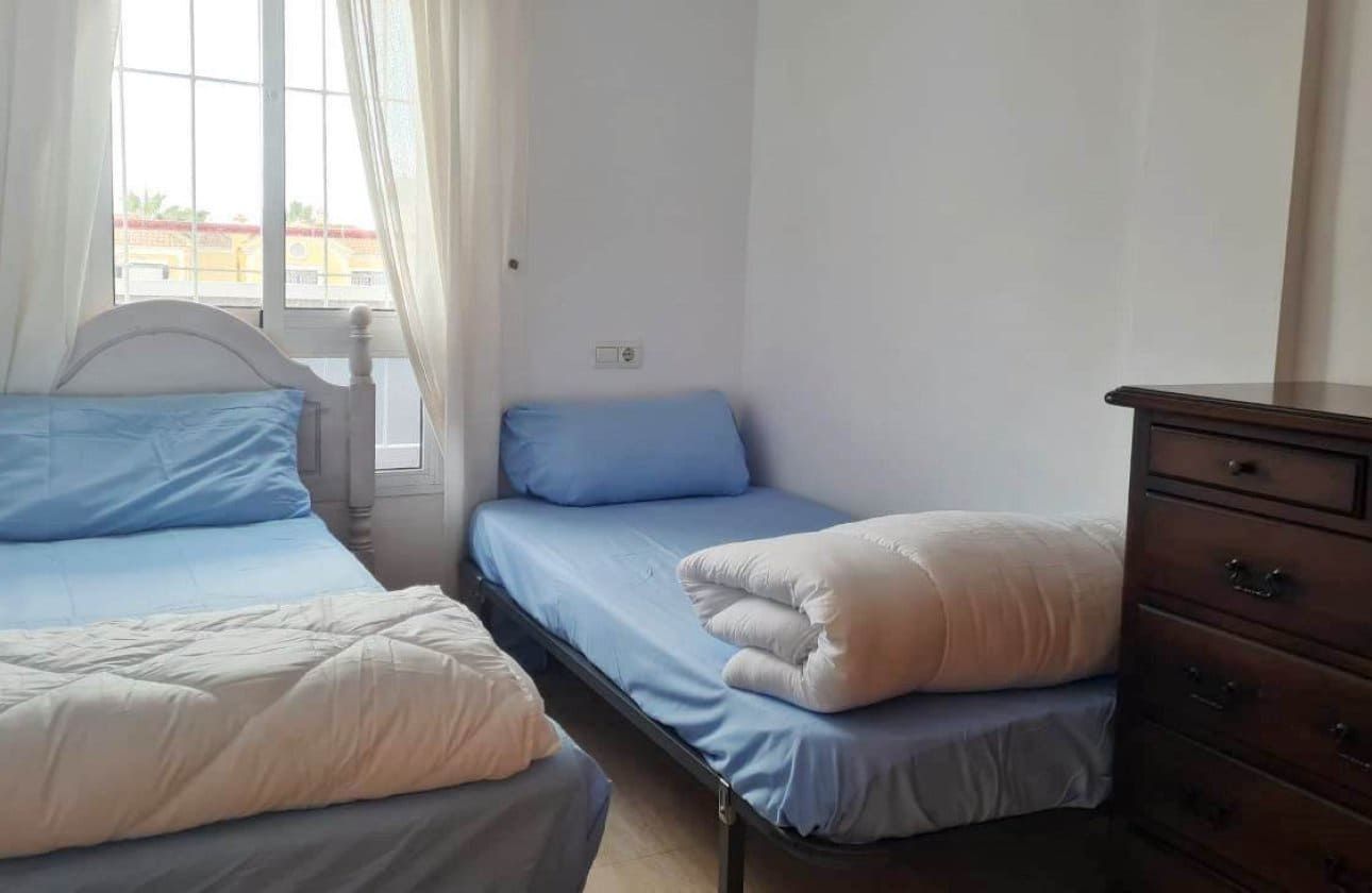 2 bedroom Penthouse for sale in Villamartin - € 148,000 (Ref: 9670972)