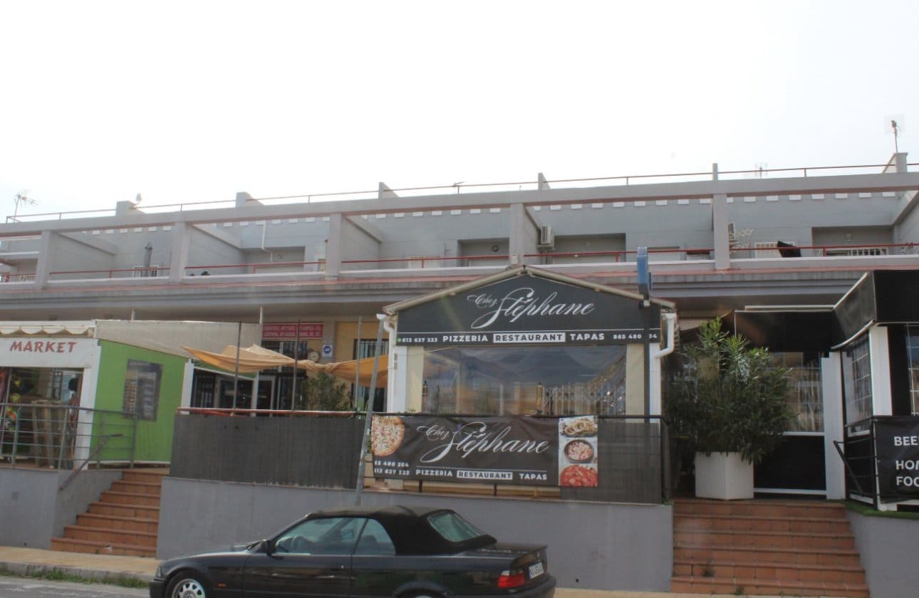 2 bedroom Penthouse for sale in Villamartin - € 148,000 (Ref: 9670972)