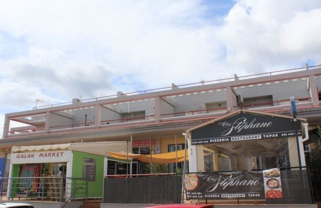 2 slaapkamer Penthouse te koop in Villamartin, Orihuela - € 148.000 (Ref: 9670972)