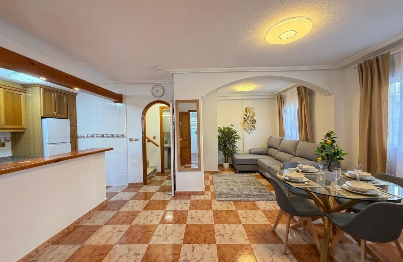 2 sovrum Hus till salu i Filipinas med pool - 225 000 € (Ref: 9677891)