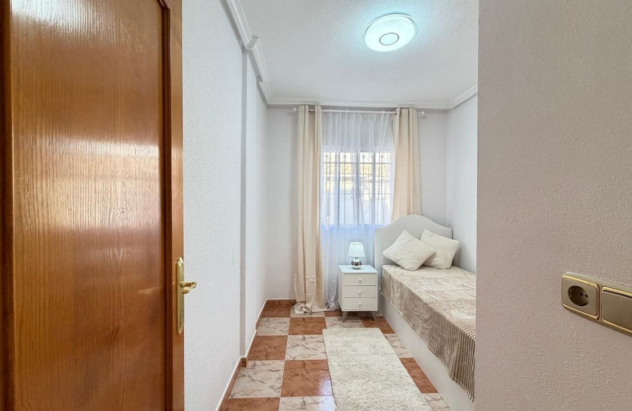 2 sovrum Hus till salu i Filipinas med pool - 225 000 € (Ref: 9677891)