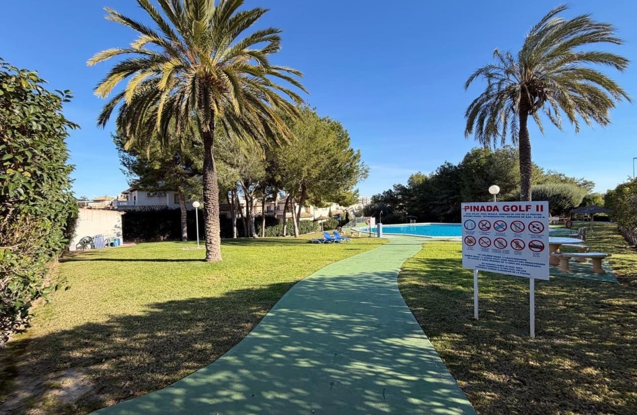 2 sovrum Hus till salu i Filipinas med pool - 225 000 € (Ref: 9677891)