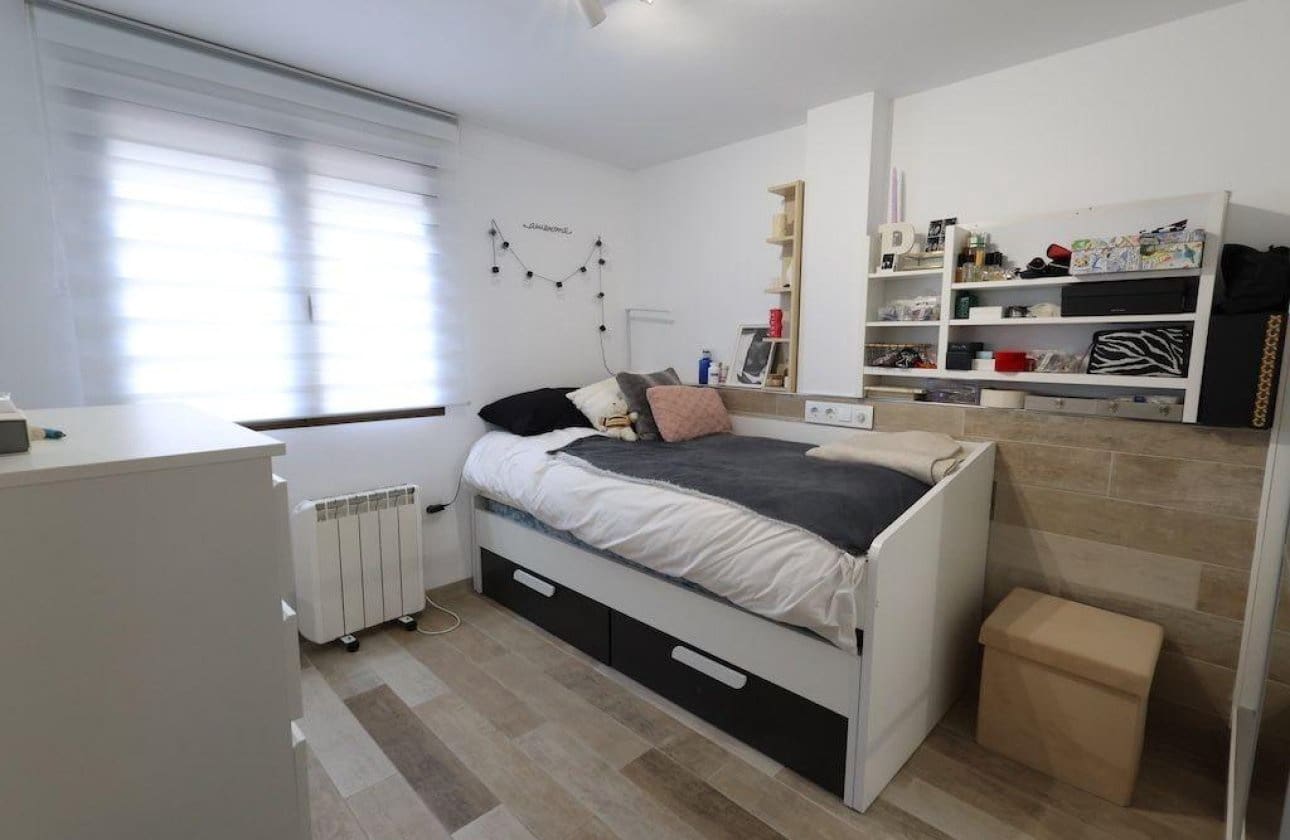 4 sypialnia Apartament na sprzedaż w Cabo Roig - 330 000 € (Ref: 9677892)