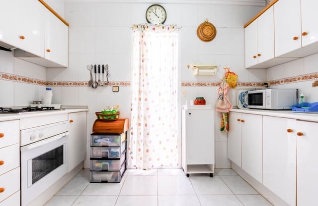 2 soveværelse Bungalow til salg i La Florida, Orihuela med swimmingpool - € 160.000 (Ref: 9696643)