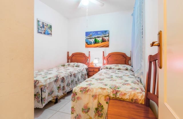 2 soveværelse Bungalow til salg i La Florida, Orihuela med swimmingpool - € 160.000 (Ref: 9696643)