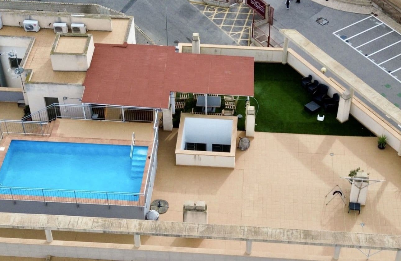 2 bedroom Apartment for sale in San Miguel de Salinas with pool - € 159,000 (Ref: 9696645)